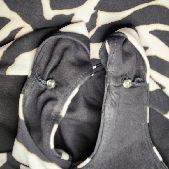 White House Black Market Sleeveless Zebra Print Dress NWOT - Picture 10 of 14